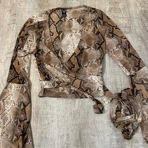 Windsor Snakeskin Wrap/Tie Around Waist Crop Shirt Size S